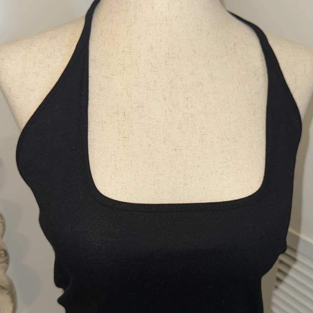 Massimo Dutti Black Backless Fitted Tank Top - Picture 2 of 6